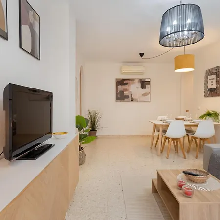 C14 Wonderfull 3 Bedrooms Apartment *